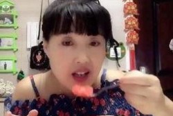 娱乐吃瓜大姐视频大全下载,一键下载收藏！