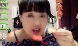 娱乐吃瓜大姐视频大全下载,一键下载收藏！