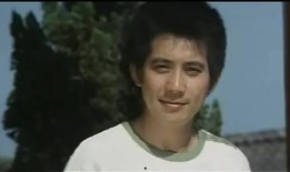 娱乐圈吃瓜王子是谁啊,娱乐圈神秘“吃瓜王子”身份揭秘